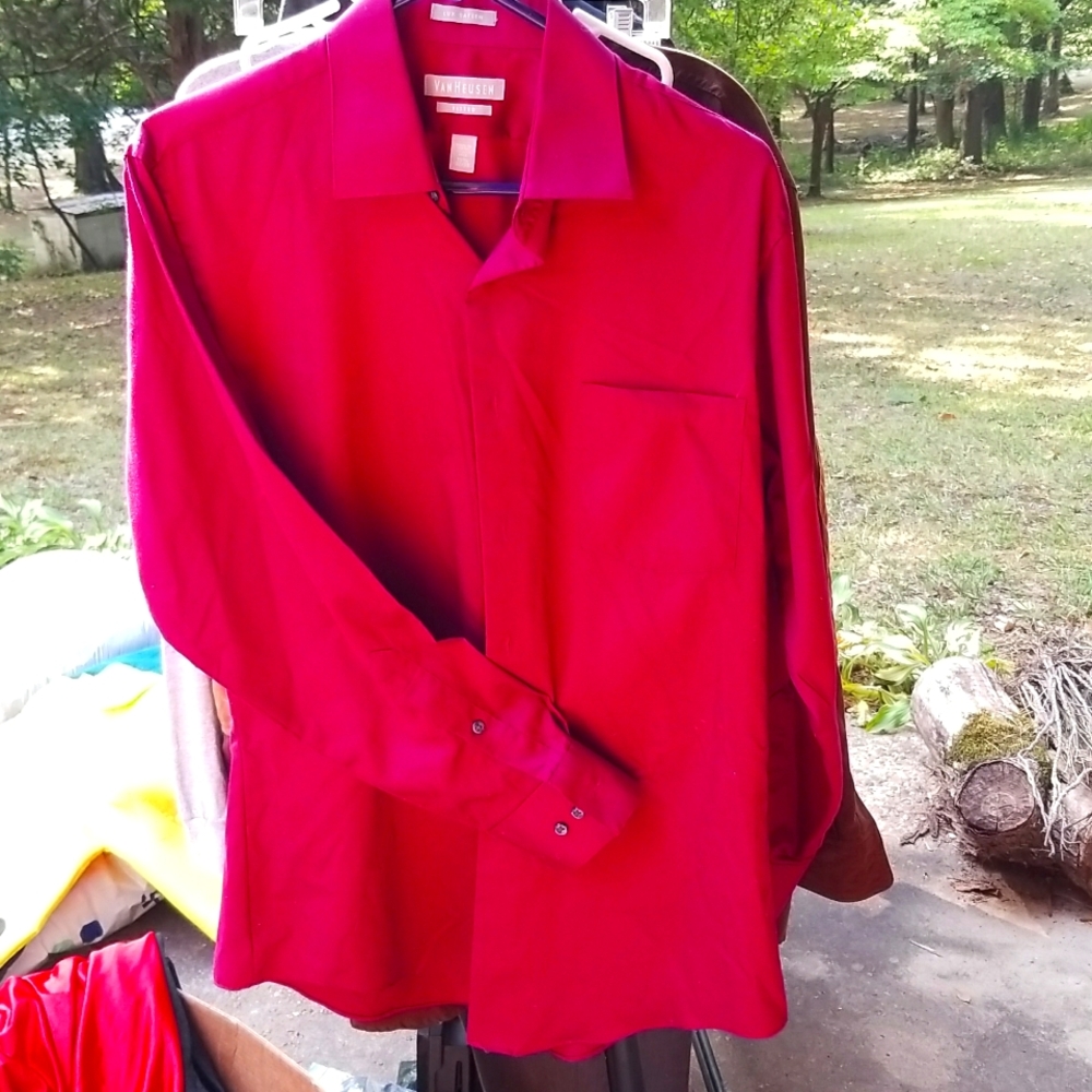 Men's Van Heusen Dress Shirt